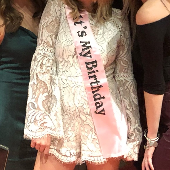 Black and white lace romper - Picture 5 of 5